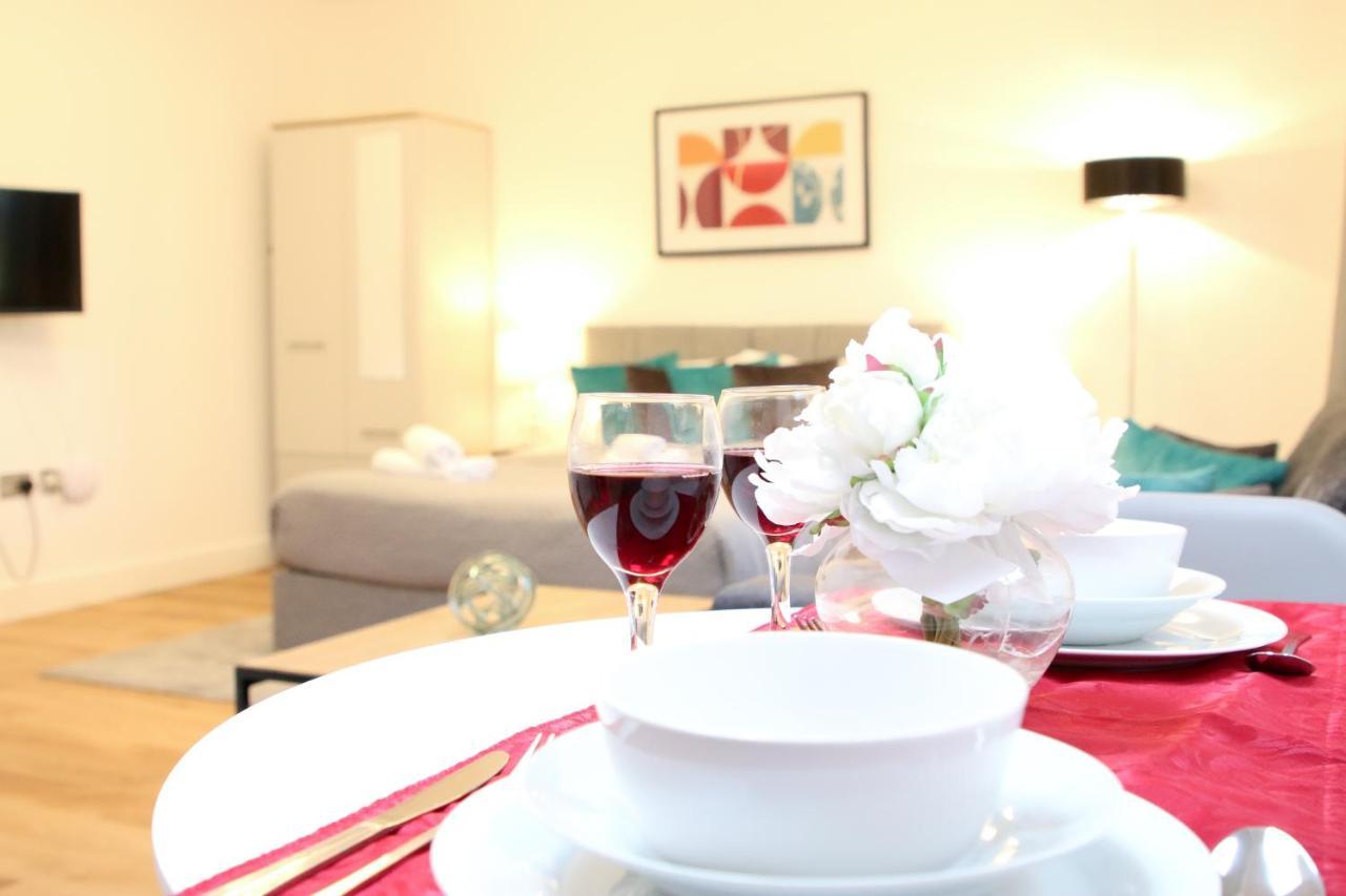 לונדון High Spec Luxury Studio Apartment In Sydenham מראה חיצוני תמונה